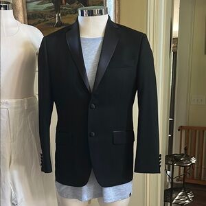 Madison Sz S Black Tuxedo Jacket w Satin lapels EUC Men's